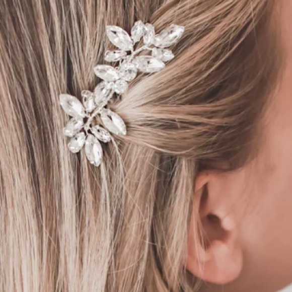 Crystal Bridal wedding hair clip. - Picture 1 of 9